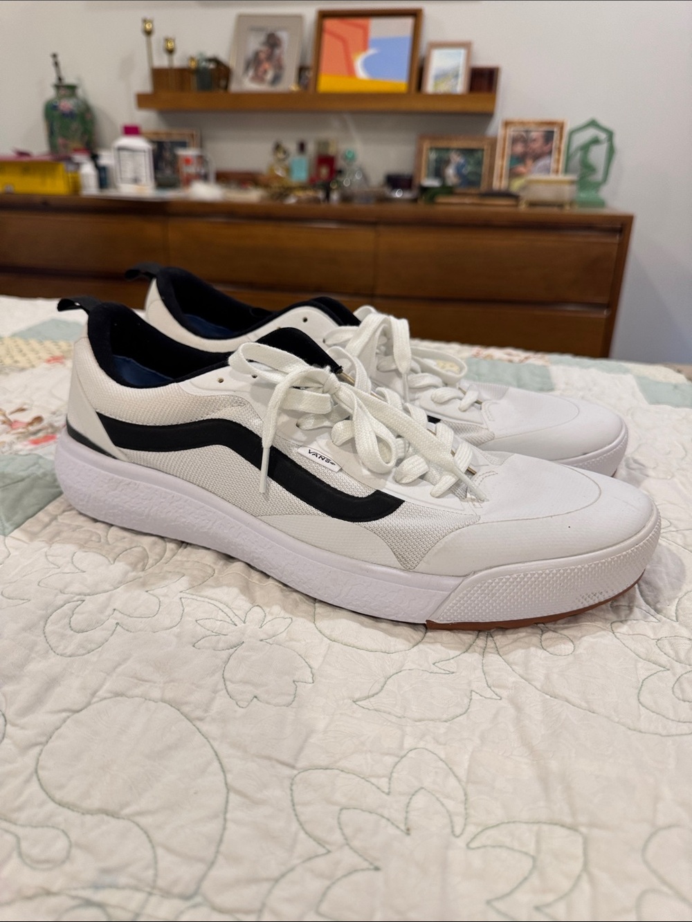 Never worn black and white vans ultrarange